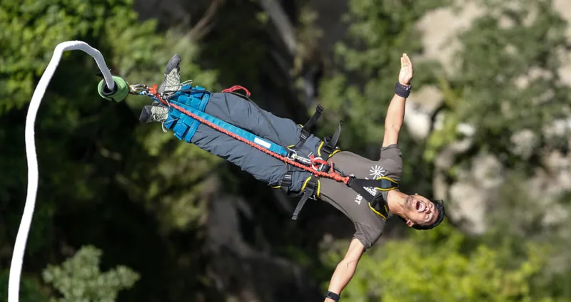 Bungee Jumping